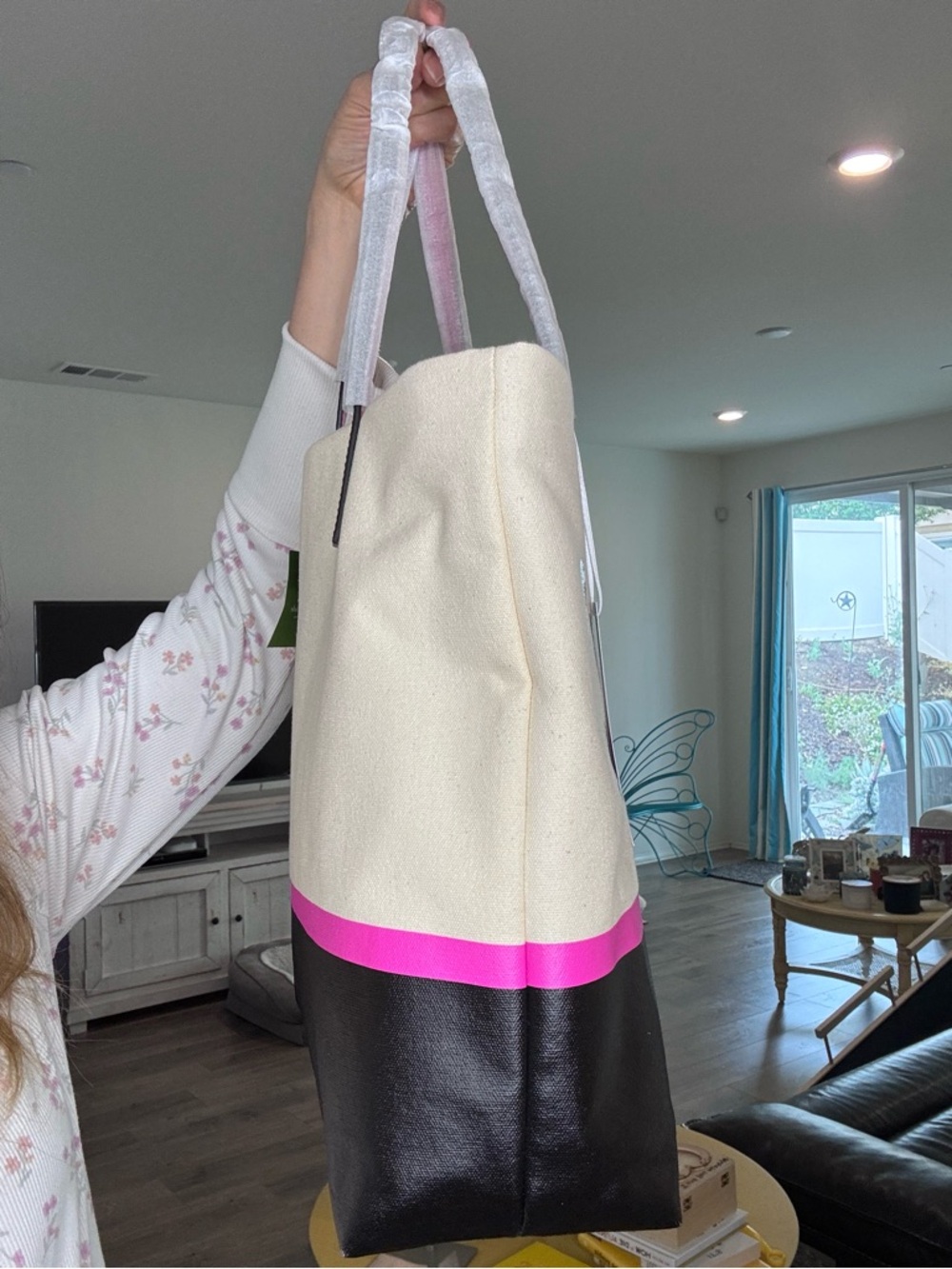 Kate Spade Play The Wild Card Vegas Bon Shopper Tote - Picture 7 of 15
